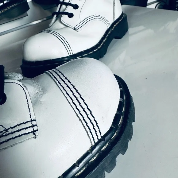 Gripfast Original Vintage White Leather 10-eye Combat Boots 